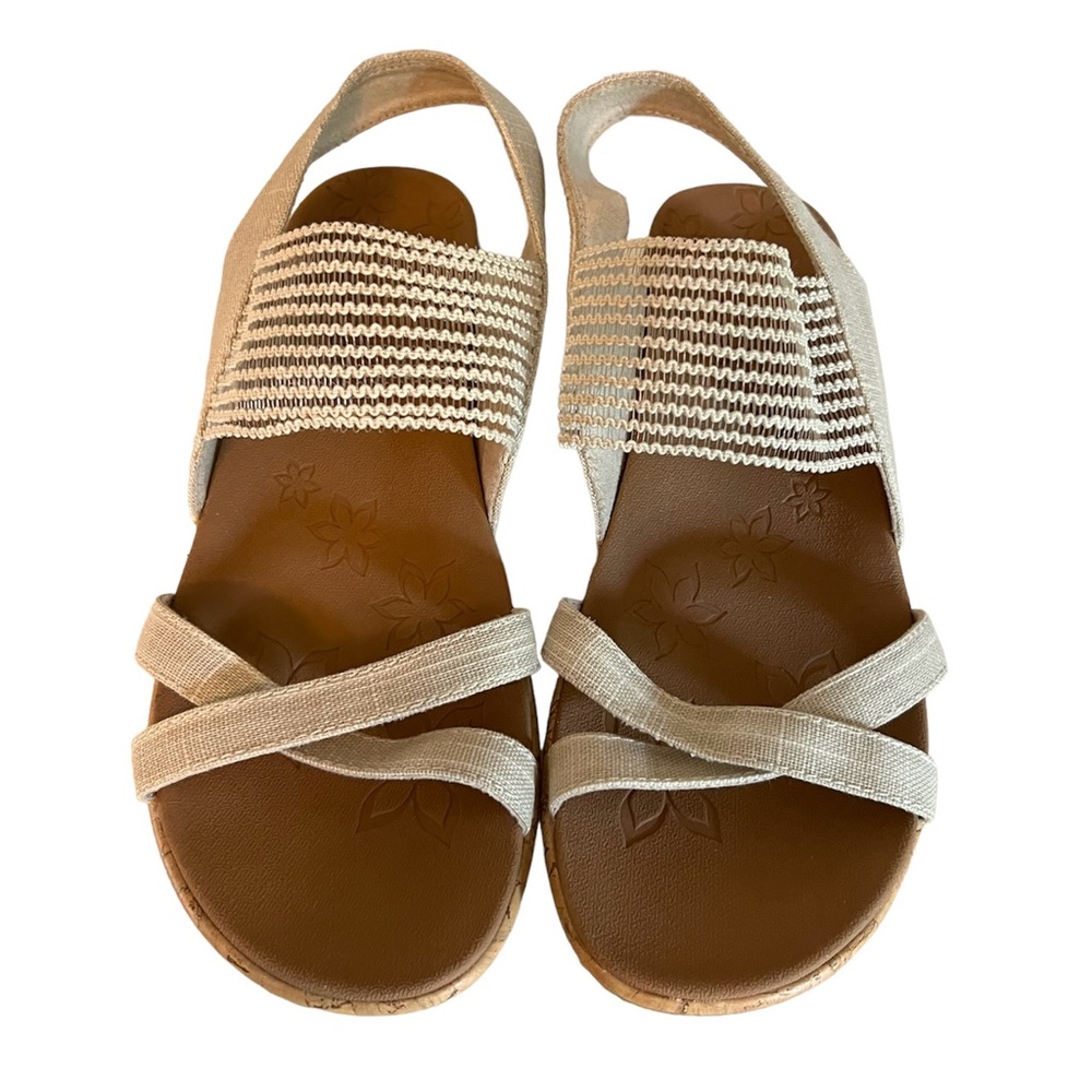 Skechers Beige and Brown Sandals